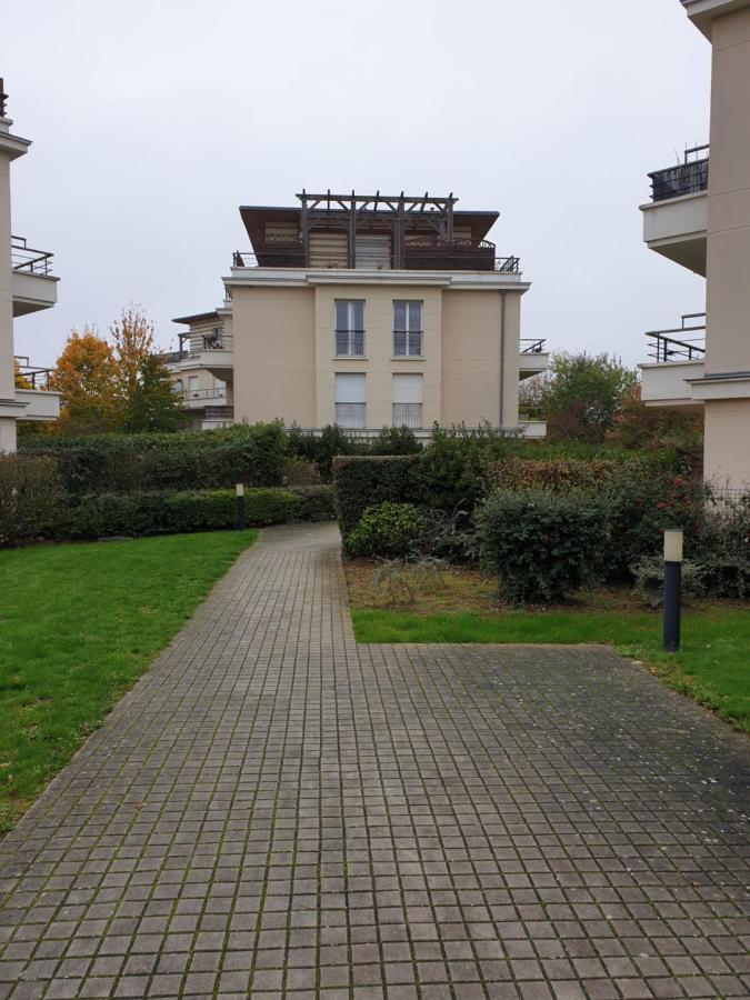 Eden Park Luxe Disney Apartment Монтеврен Екстериор снимка